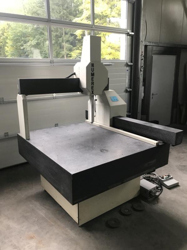Granit-Messplatte, Granitmessplatte, Messtisch, 3-D Koordinaten-Messmaschine "ohne Funktion"