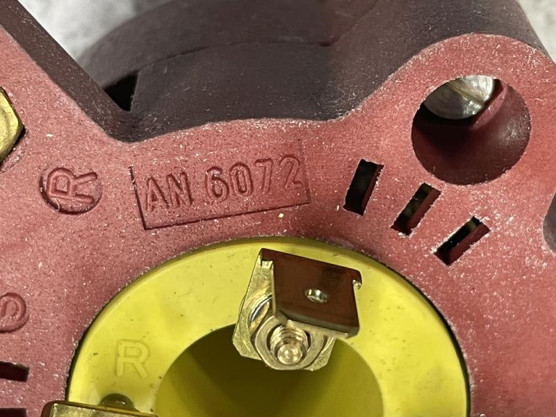 Elektrischer Schleifkontakt für enlose 360° Drehungen Schleifringkörper Strom-Drehdurchführung