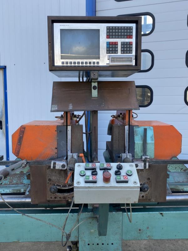 NC Doppelgehrungssäge mit 2 Sägeaggregaten für ALU, Buntmetalle und Kunsstoffe - DEFEKT