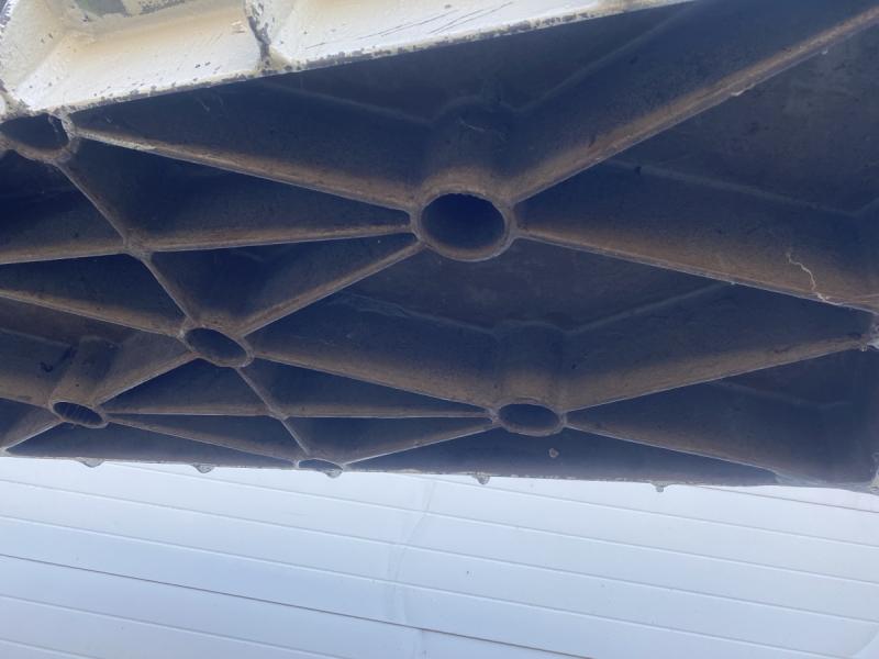 Richt- und Schweißplatte Stahlguß-Grauguß stark verrippt