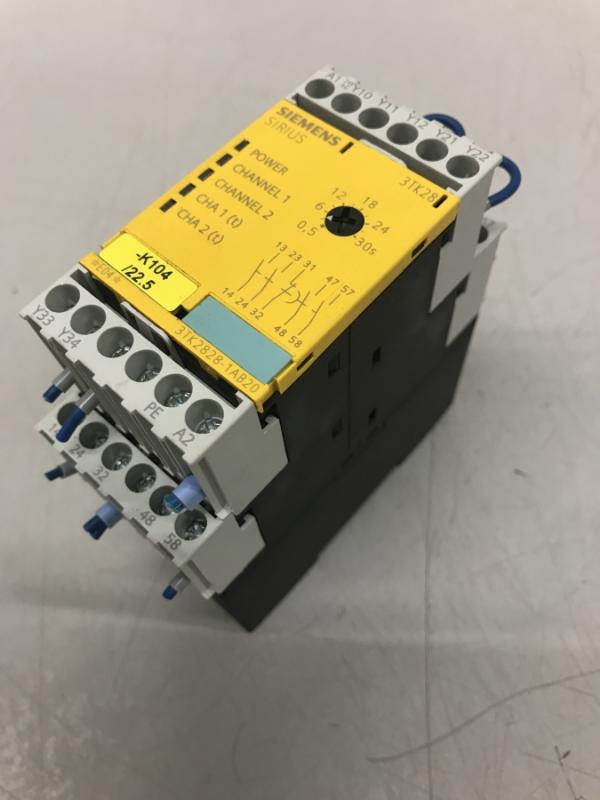 Sicherheitsrelais, Safety Relay, Not-Aus Relais, Sicherheitsschaltgerät