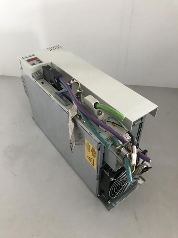 Kompakt PLUS Frequenzumrichter AC-AC, AC- Servoantrieb, Servosteller, Servoumrichter, Servoregler, Antriebsregler, Frequenzumrichter, Motion Control Kompakt PLUS Frequenzumrichter AC-AC, AC- Servoantrieb, Servosteller, Servoumrichter, Servoregler, Antriebsregler, Frequenzumrichter, Motion Control