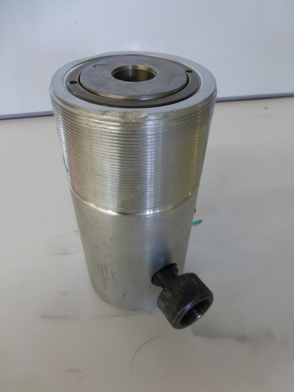 Einfachwirkender Leichtmetallzylinder mit Federrückzug, Hydraulikstempel, Hydraulikzylinder, Lukaszylinder
