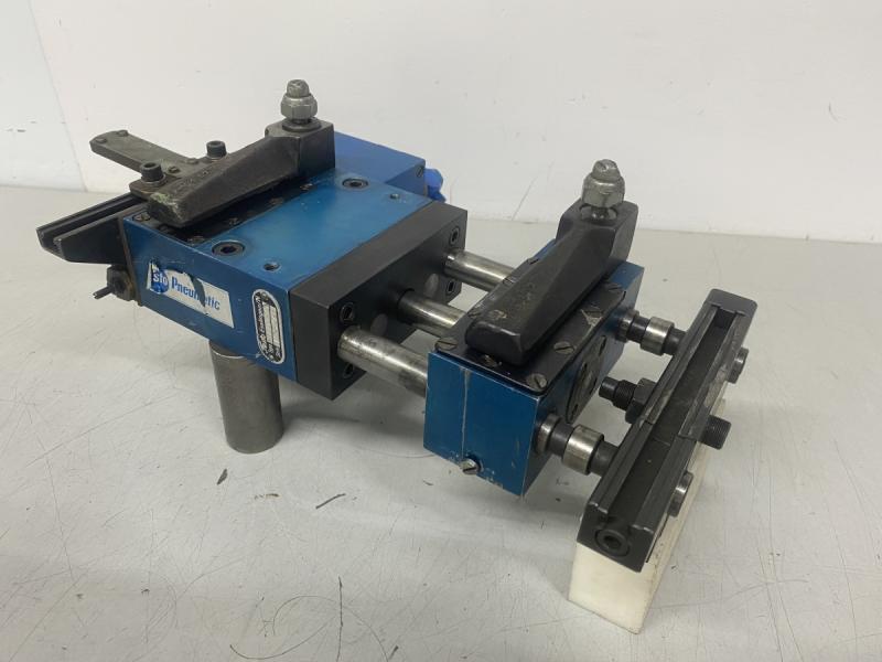 Pneumatischer Zangenvorschub, Bandvorschub - Ersatzteilspender - Andruckplatte (Kolben) fehlt