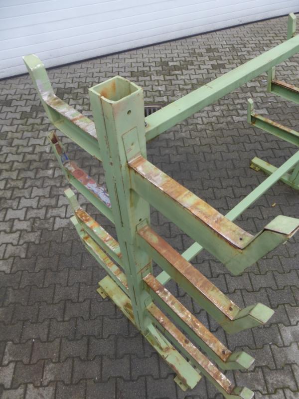 Doppelseitiges Kragarmregal  für Stangenware (Eigenbau)