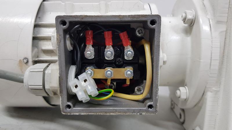 Getriebemotor mit STÖBER Getriebe, Elektromotor Käfigläufer 0,37 kW, Drehzahl 29,2 U/min.