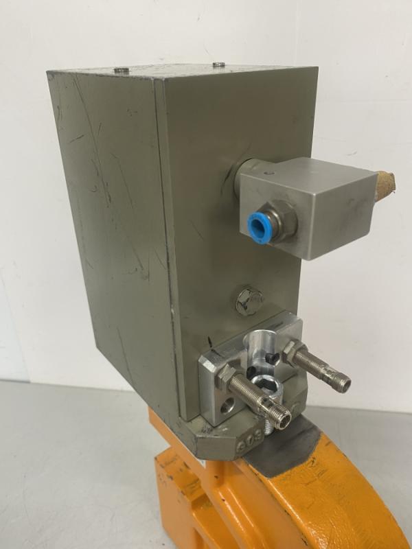 Pneumatik-Locheinheit, Druckluftstanzbügel, Stanzbügel, Stanzeinheit, Pneumatik-Kraftzylinder