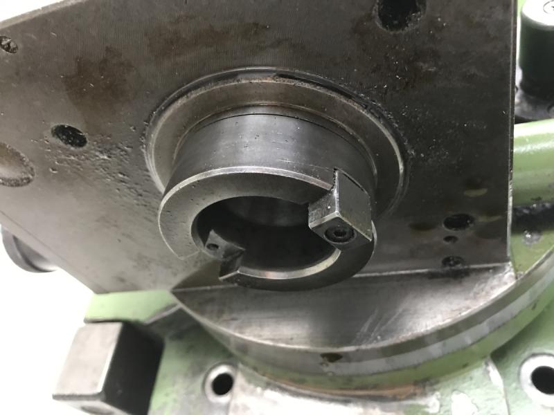 Univ. Werkzeugfräsmaschine, Fräsmaschine mit Handrädern und Digitalanzeige HEIDENHAIN