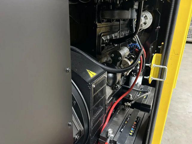 Neues Diesel Stromaggregat, Stromerzeuger, Notstromaggregat