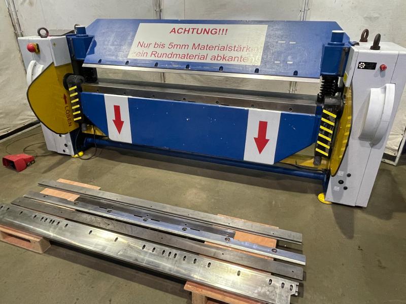 Schwenkbiegemaschine