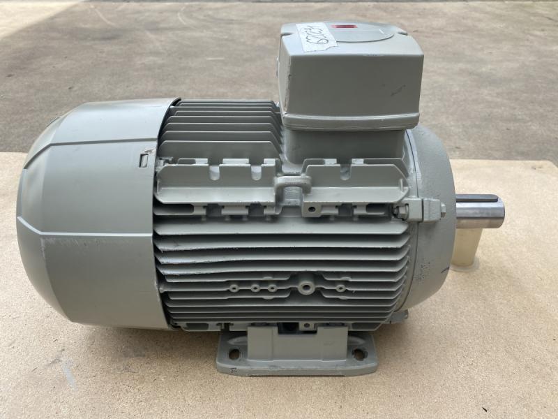 Drehstrom Elektromotor 7,5 kW Drehstrommotor Kraftstrommotor, E-Motor, Käfigläufer, Asynchronmotor