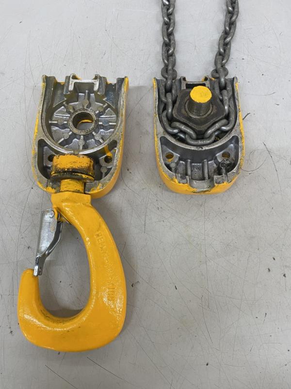 Kranhaken, Hubflasche, Unterflasche für Kettenzug, Lasthaken, 2-strängig
