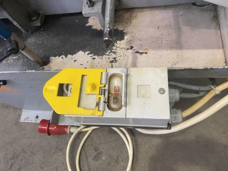 Hydr. Bügelsäge Ø 210 mm