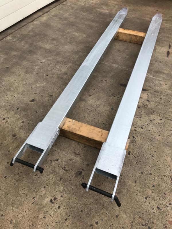 Gabelzinken Verlängerung in geschlossener Ausführung, Gabelverlängerung für Gabelstaplergabeln Gabelzinkenverlängerungen, Gabelzinken, Staplerzinken