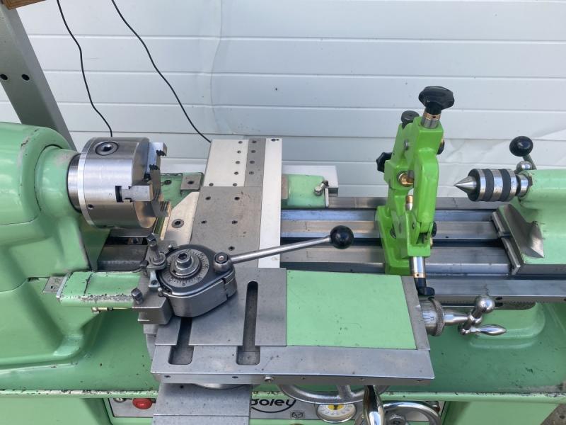 Universal Präzisions Drehmaschine mit viel Zubehör