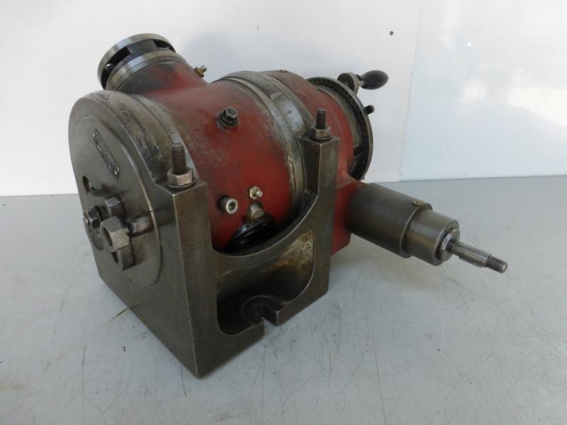 Teilapparat mit Kurbel und Lochscheibe