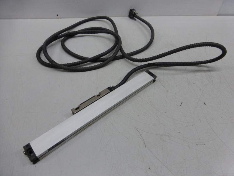 Glasmaßstab, inkrementales Längenmesssystem, Linear Scale, Linear Encoder, Maßstab mit Glaslineal für Positionsanzeige
