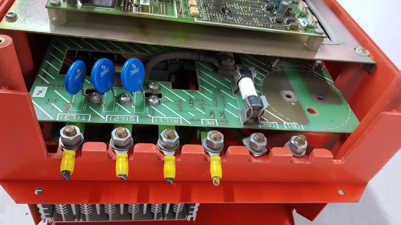 3 Phasen Frequenzumrichter 20 kVA für Drehstrom- Motor