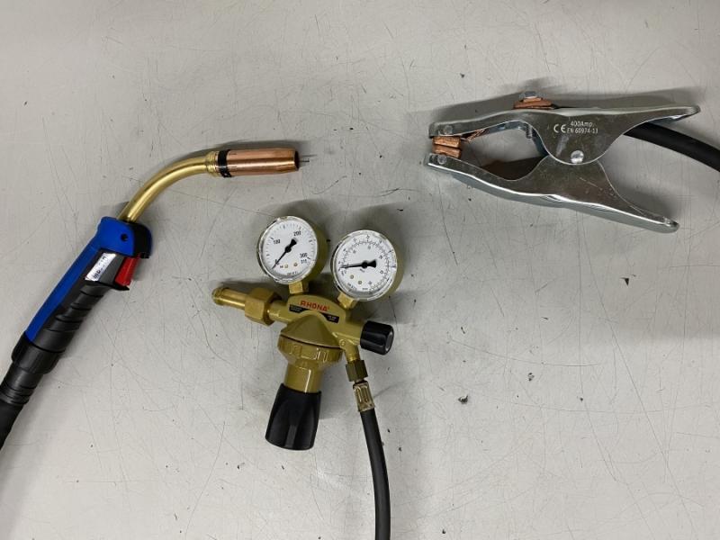 MIG / MAG Impuls Schutzgasschweißgerät, Pulsmaschine