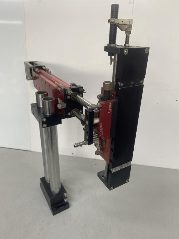 Pneumatischer Pick & Place Manipulator, Ladeeinheit wie Scara Roboter