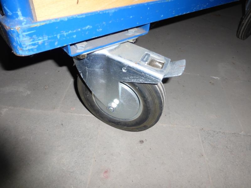 Rungenwagen, Zweiwandwagen, Transportwagen, Plattformwagen mit Seitenrungen, Seitenwandwagen