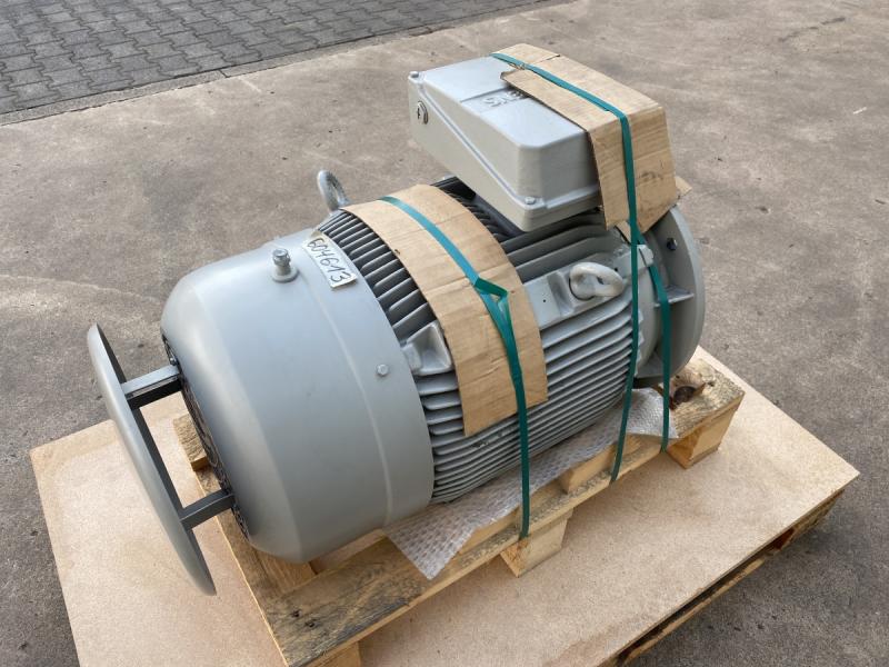 Neuer Drehstrom Elektromotor 37 kW Drehstrommotor