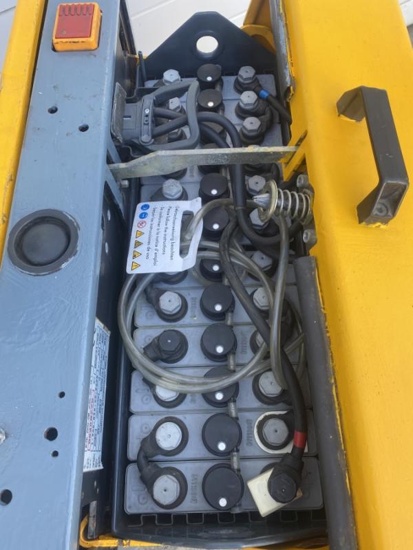 Elektro-Gehstapler, Niederflurhubwagen, Ameise, Deichselstapler Elektro-Gehstapler, Niederflurhubwagen, Ameise, Deichselstapler