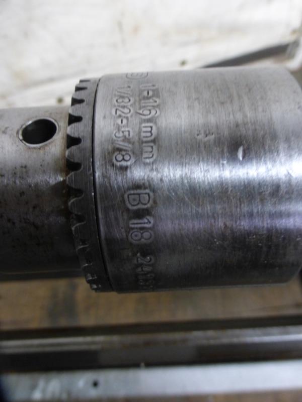 Gewindeschneidmaschine wie Drehmaschine, Drehteil Bearbeitungsmaschine