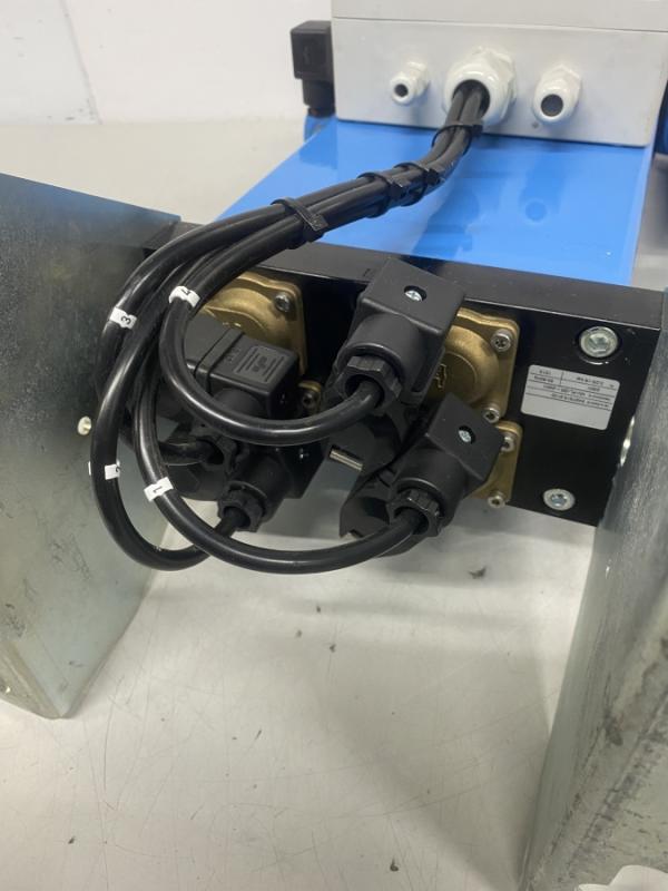 Druckluft - Adsorptionstrockner, Aktivkohleadsorber mit Nachfilter, Drucklufttrockner