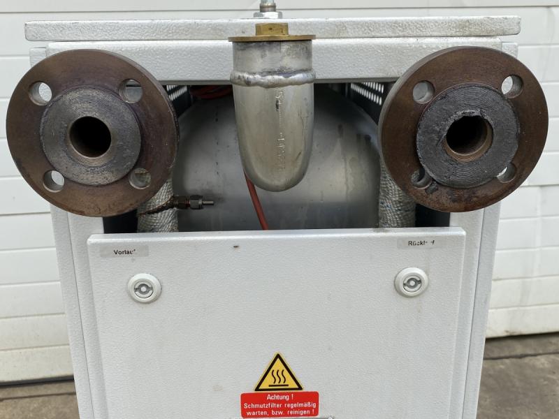 Universal Temperiergerät Oil Advanced mit Elektroheizung und Anschlüssen für Fremdkühlung