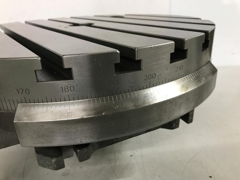 Rundtisch, Rundteiltisch mit Kurbel und Lochscheibe