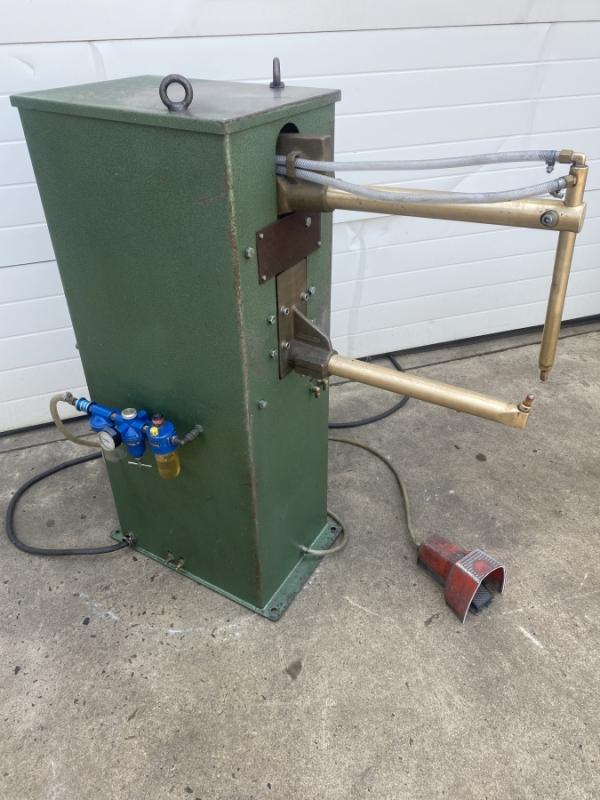 Punktschweißmaschine Punktschweißmaschine