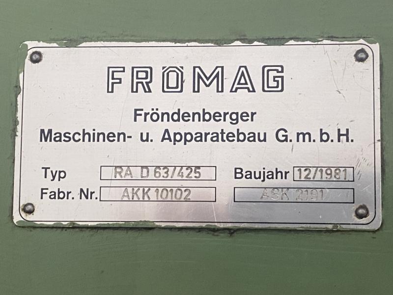 Hydraulische Nutenziehmaschine