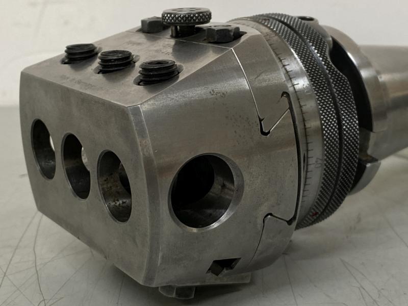 Universal Plan- und Ausdrehkopf, passend für DECKEL mit MK4 / SK 40 - S20x2