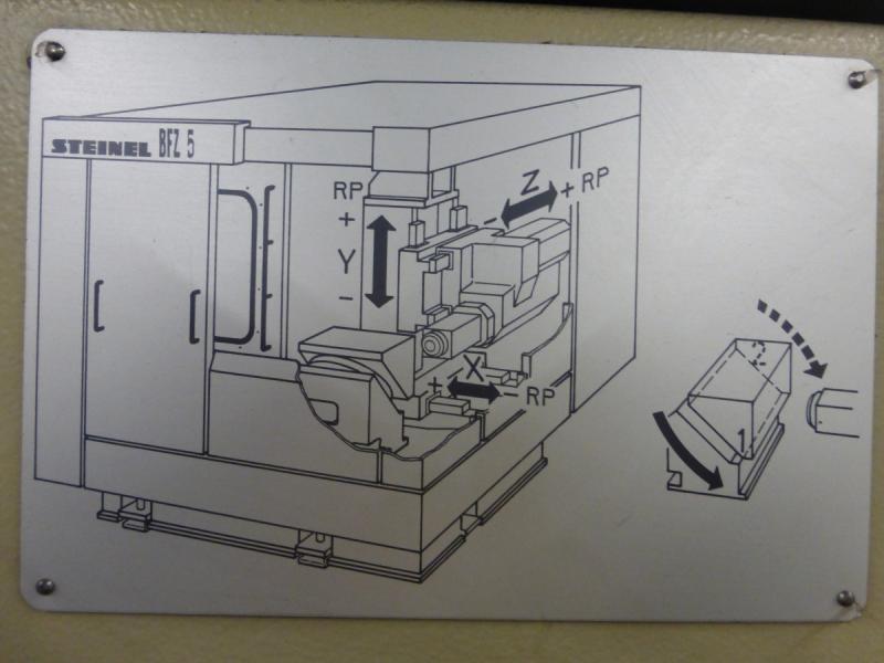 Horizontal Bearbeitungszentrum mit 2-fach Wechseltisch CNC Fräsmaschine BAZ