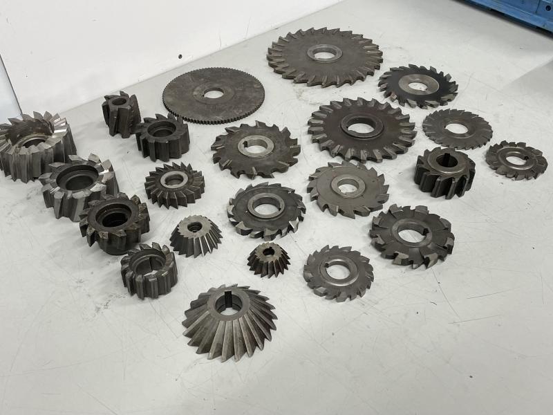 Posten Walzenstirnfräser 12,5 kg, Scheibenfräser, Schwalbenschwanzfräser, Fräser (22 Stück)