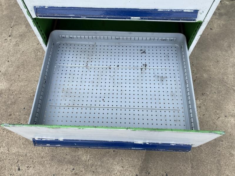 Schubladenschrank