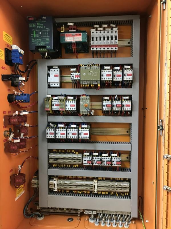 Einständer - Hydraulikpresse mit UVV