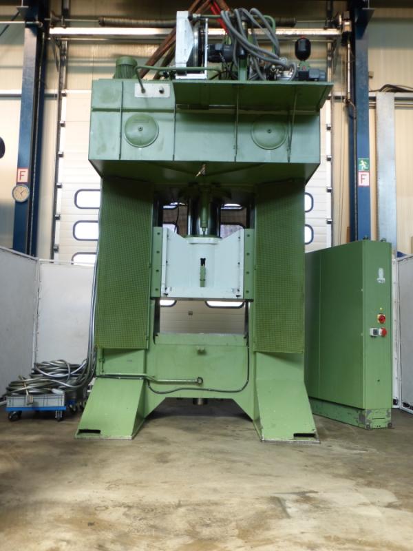 Doppelständer - Hydraulikpresse mit Ziehkissen, Hydraulische Ziehpresse