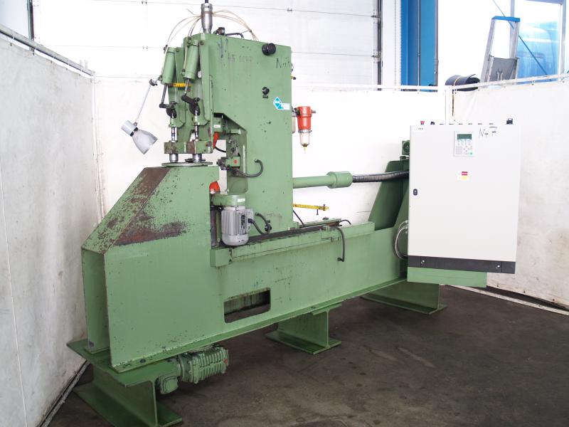 Taumelnietmaschine Doppel-Nietautomat mit Rundtakttisch, Rundtisch, Rundteiltisch