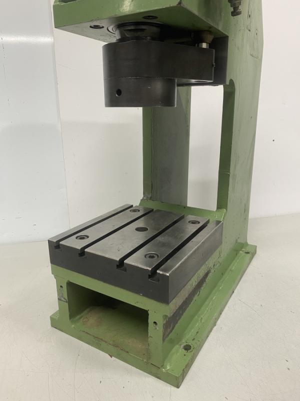 Pneumatische Einständerpresse, Druckluftpresse Pneumatische Einständerpresse, Druckluftpresse