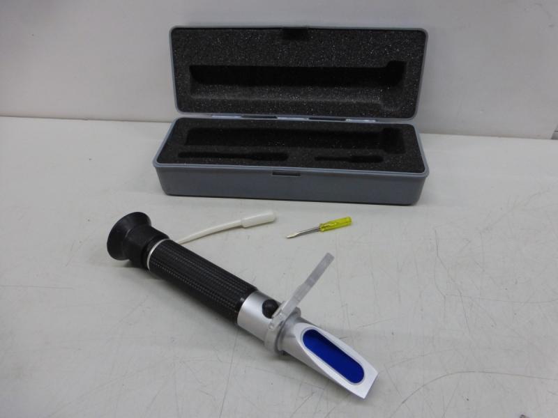 Refraktometer zur Messung der Emulsionskonzentrationen