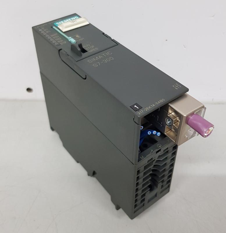 SPS Speicherprogramierbare Steuerung Zentralbaugruppe Profibus und Ethernet (LAN) Anschluss