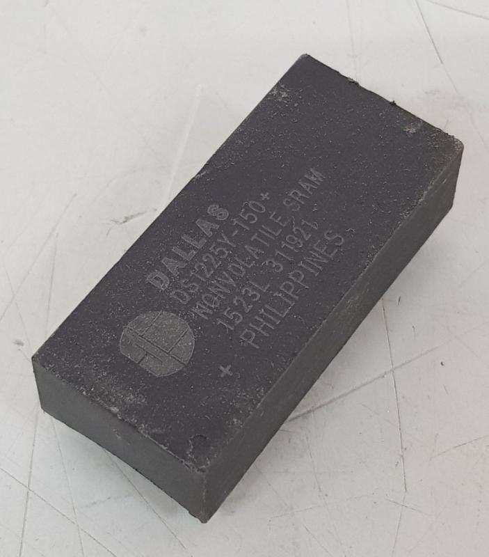 Nicht flüchtiger SRAM, NVSRAM, Nonvolatile SRAM, Integrierte Schaltung