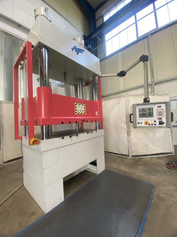 4-Säulen Hydraulikpresse, Tuschierpresse, Gleichlaufpresse