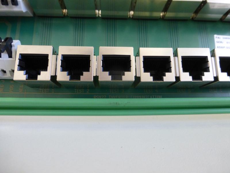 Equinox Device Server, Patch Panel für Hutschienenmontage, Seriell auf Ethernet Device Server