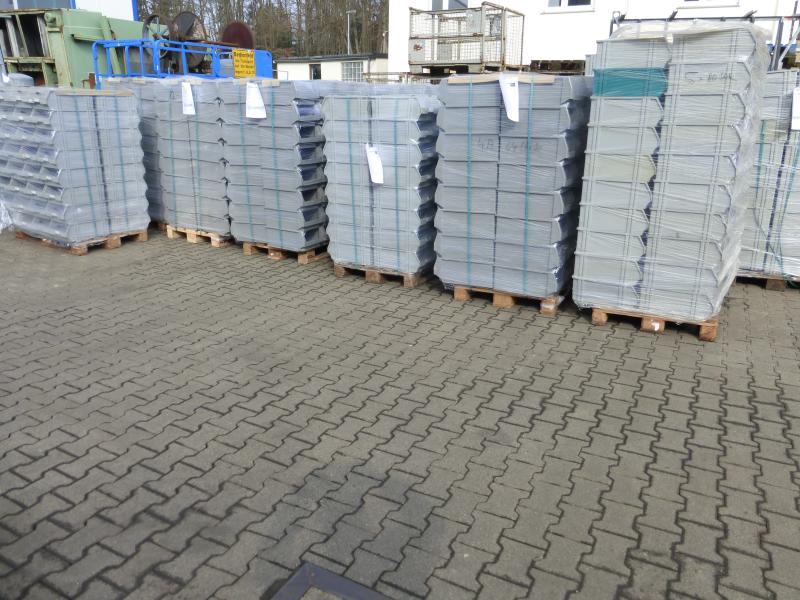 20 Stück Sichtlagerkästen, Lagerkästen, Lagerbehälter, sehr stabil aus Polypropylen