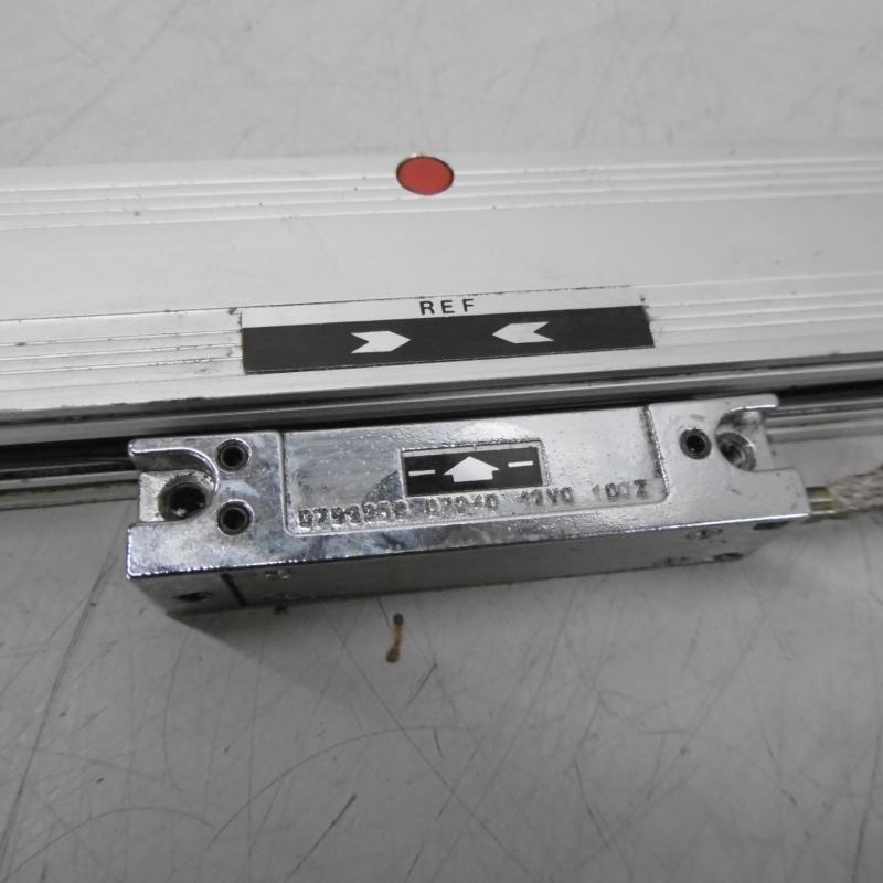 Glasmaßstab, inkrementales Längenmesssystem, Linear Scale, Linear Encoder, Maßstab mit Glaslineal für Positionsanzeige