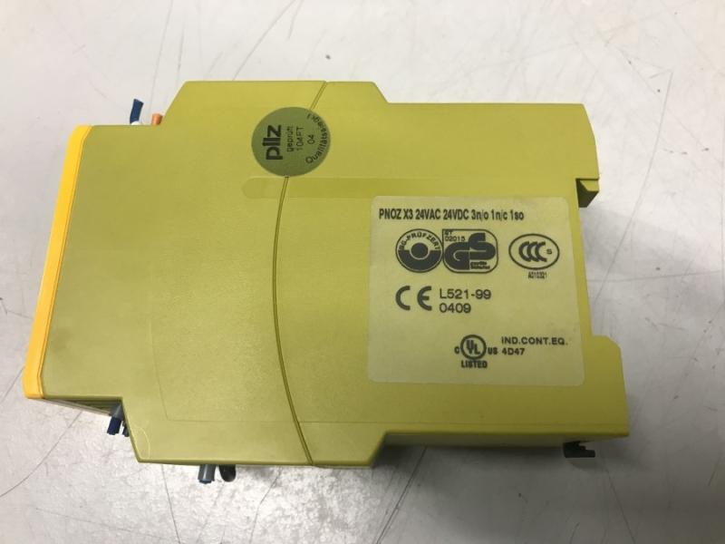 Sicherheitsschaltgerät, Sicherheitsrelais, Safety Relay, Not-Aus Relais Notaus