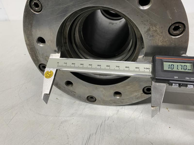 Hohlspannzylinder, Hydraulischer Kraftspannzylinder zur Betätigung von Kraftspannfuttern